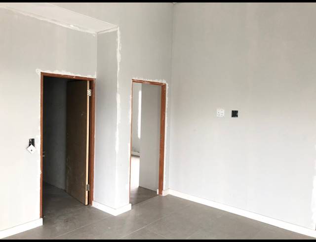 4 BEDROOM HOUSE FOR SALE IN SANDOWN